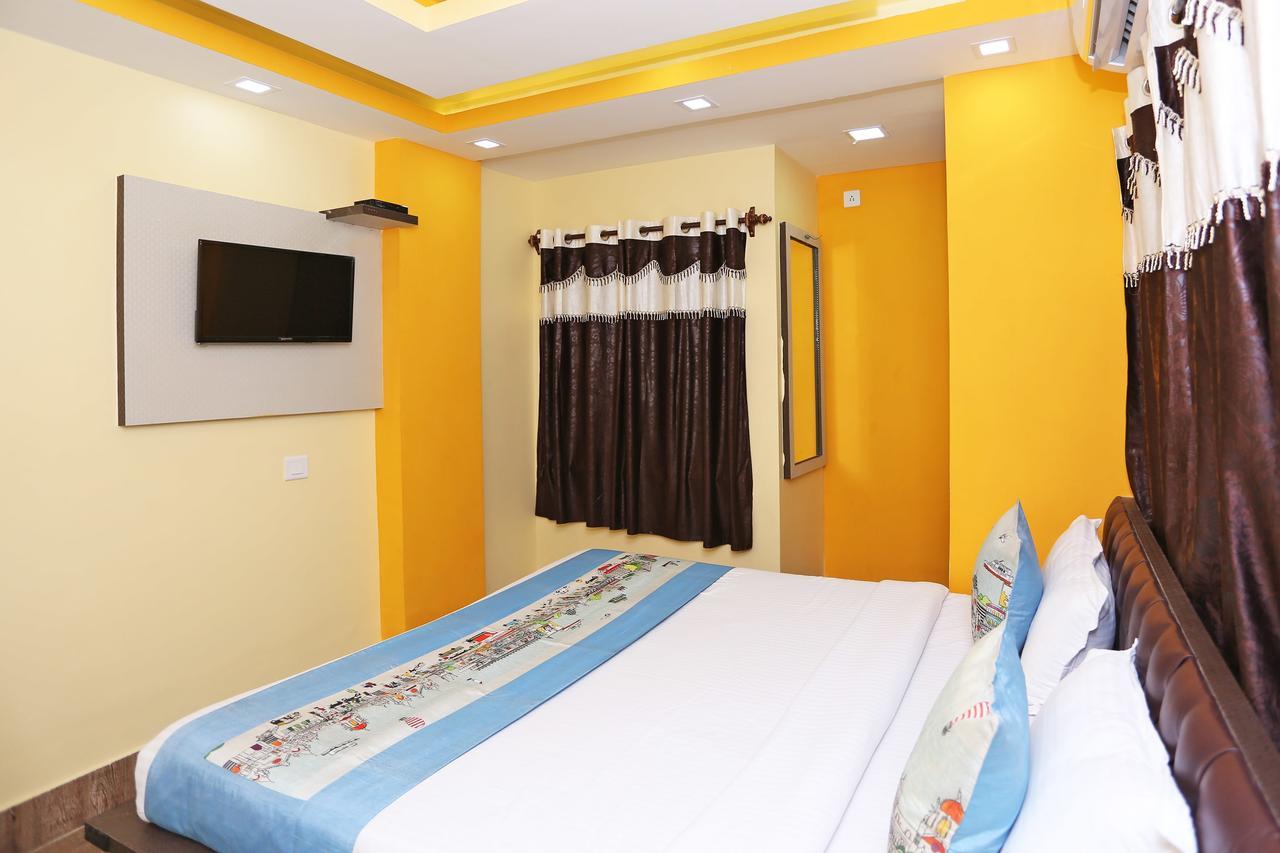 Oyo 9975 Hotel Asmeet Calcutta Eksteriør billede