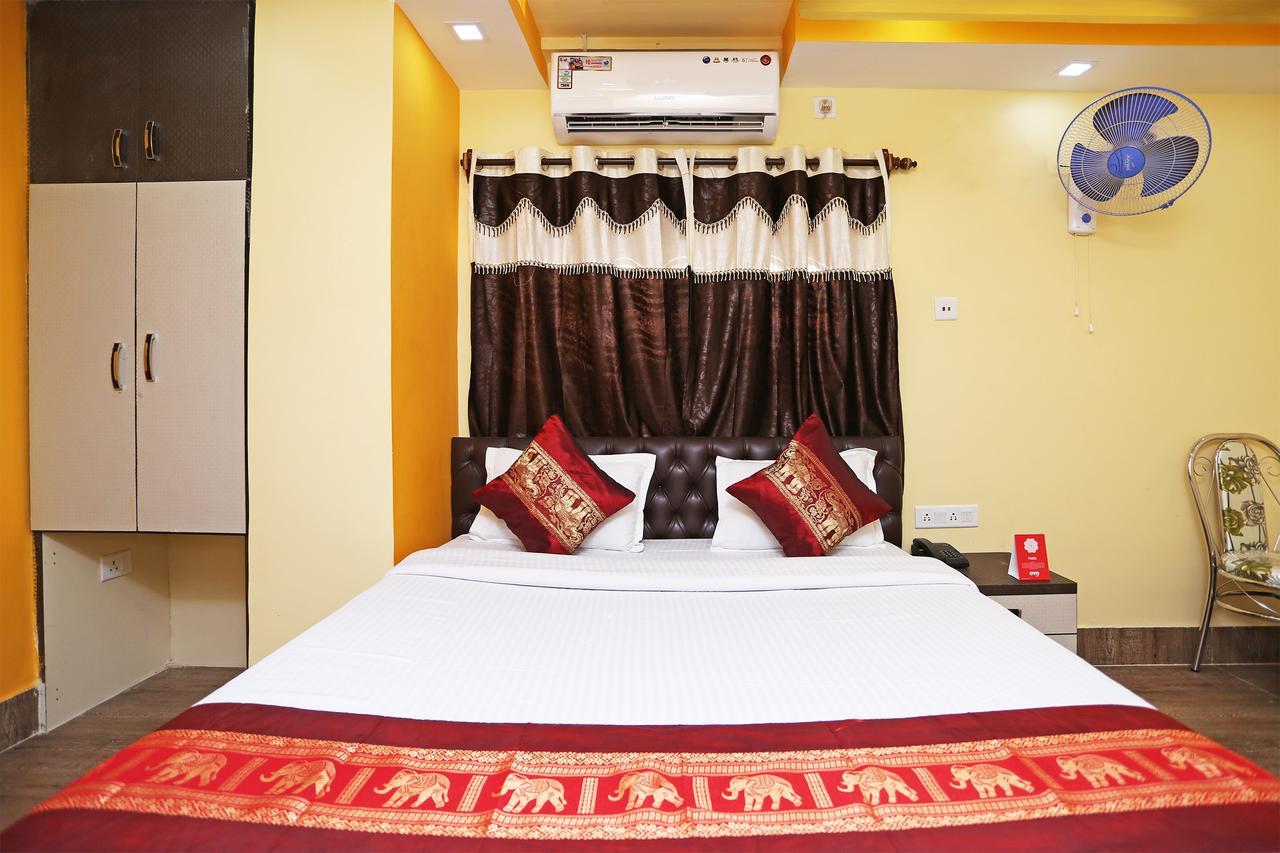 Oyo 9975 Hotel Asmeet Calcutta Eksteriør billede