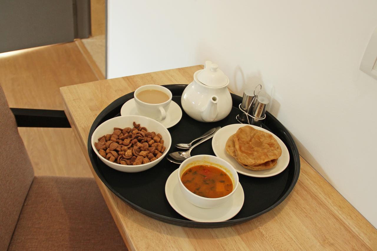 Oyo 9975 Hotel Asmeet Calcutta Eksteriør billede